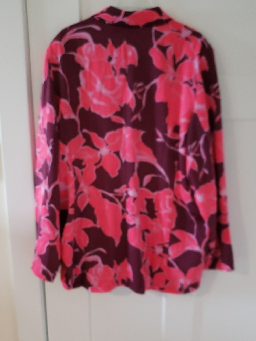NEW VENUS Maroon Blazer with Bright Pink Floral Print Lined Fall's Popular Color - Picture 6 of 9